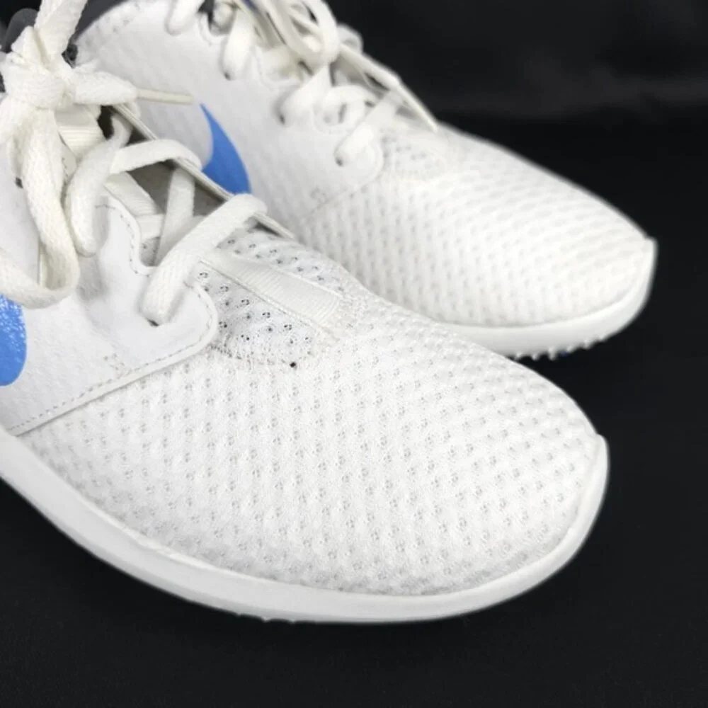 NWB NIKE GOLF ROSCHE G JR SUMMIT WHITE/UNIVERSITY BLUE UNISEX 909250-100 Size 7Y